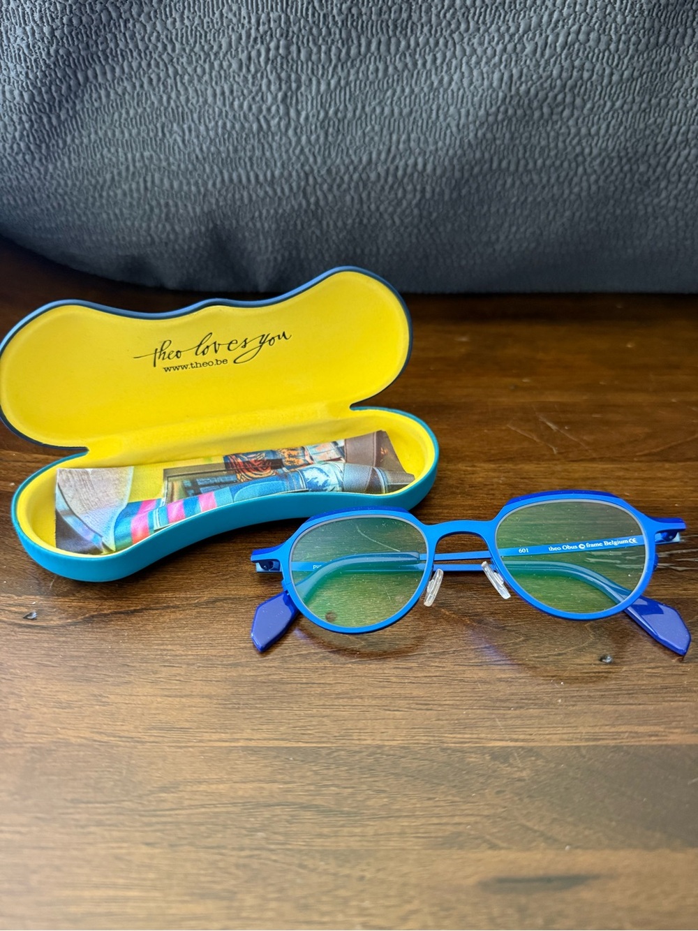 Theo Loves You Blue Round Women's glasses. NEW!